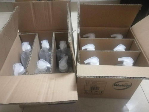 家校同心溫暖同行，愛(ài)心捐贈(zèng)筑起校園健康防線